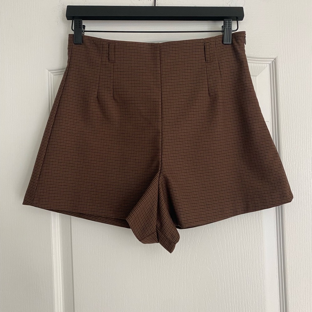 Zara Brown Plaid Shorts Size Medium
